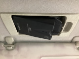 純正スマートインETCも装着済み!ETCをご利用の場合は再セットアップ費用￥3,300-が別途必要となります。車載器はサンバイザーの後ろにスマートに収納☆カードの出し入れも簡単です☆