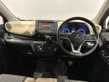 視界広がる、開放的な運転席です!