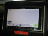 ナビゲーションはパイオニアメモリーナビ(AVIC-MRZ05)を装着しております。AM、FM、CD、DVD再生、ワンセグTVがご使用いただけます。初めて訪れた場所でも安心ですね!