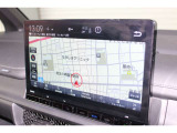 Hondaコネクト対応大型ナビ搭載しております。