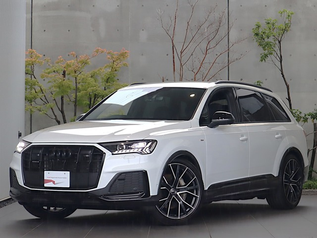 Q7 ブラックスタイル プラス ディーゼル 4WD