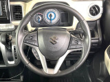 【純正革巻きステアリング】上質な革を使用することで、手にしっかり馴染みとても運転しやすいハンドルです♪