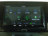 ナビのオーディオ機能はAM/FM/CD/DVD/SD/ミュージックラック/USB/Bluetoothにも対応しており、お気に入りの音楽をお楽しみいただけます。