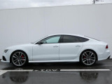 RS7スポーツバッグ 4.0 パフォーマンス 4WD 