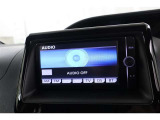 TV(フルセグ)、CD、DVD、Bluetooth機能も搭載しています。