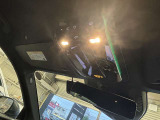 メルセデス・ベンツの定める厳しい基準をクリアしたお車のみをご案内させて頂きます。納車前整備はメーカー規定に基づき100項目以上にも及ぶ点検を熟練のメカニックによって行いご納車させて頂きます。