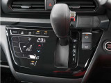 タッチパネル式オートエアコン ☆CVT無段変速機 変則ショックが少なく低燃費