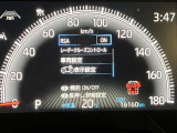 高速道路を一定速度で走行できるクルーズコントロールが付いています。