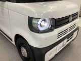 明るく消費電力も少ないLEDヘッドライト。雨天時にも明るく照らしてくれます。