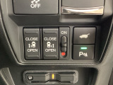 障害物センサー搭載!車両前方と後方に搭載されたセンサーが周辺の障害物を検知します!