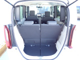 ◆定員乗車時のカーゴルームです。普段のお買い物の荷物やたくさんの収納が可能です。