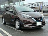 【車検・点検もおまかせください】 お買い上げ頂いたお車の整備も当社工場で行います。ディーラー基準の安心な整備でお客様の車検・点検もサポートします。