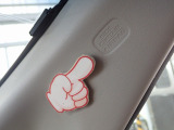たとえ安全運転していても横からの不意の衝突は避けられないかも知れません。 そんな時に大切な乗員を守るサイドエアバッグ付き! 大切なご家族を守るための安心装備です。