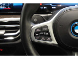 ACCは、レーダーやカメラが前走車や車線を検知し前方車両との車間距離を維持しながら自動で加減速を行い、低速走行時には車両停止までの制御を行ないます。
