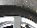 タイヤサイズは、155/65R14です。