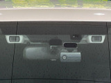 【アイサイトセイフティプラス】アイサイトに更なる安全をプラス。死角を減らし、より安全なドライブを支援してくれる安心の1台です♪