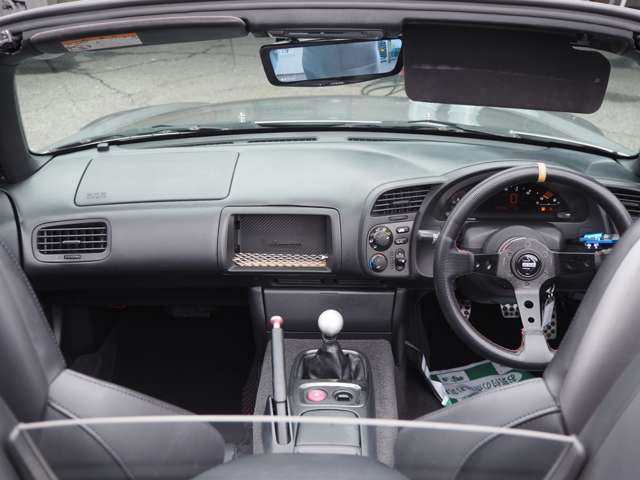 1999 Honda S2000 photo 2