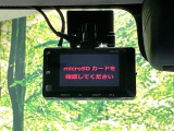 【ドライブレコーダー】ドライブレコーダー装備!走行中はもちろん、あおり運転や事故に遭遇した際、映像で記録し、万一のリスクに備えます。※記録用SDカードはお客様ご自身でご準備いただく必要があります。