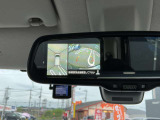 全方位カメラを装備!四方のカメラでまるで上から見たような画像で駐車をサポートします。バックカメラもガイドライン付です。安全のため、目視も忘れずに。。