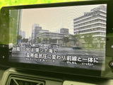 テレビ番組を画面に表示でき、停車中の休憩時間などに映像を楽しめます。字幕も表示されて内容を確認しやすく、車内で過ごす時間を有効に活用したい方にうれしい装備です。