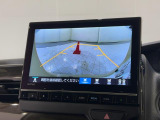【バックカメラ】3パターン切替機能付きでノーマルビュー、ワイドビュー、トップビューの切替ができます。