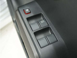 ◆パワーウィンドウスイッチ◆運転席から全席の窓の開閉操作を行うことが出来いつでも換気ができます!