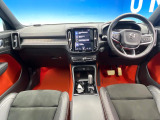 XC40 B4 AWD Rデザイン 4WD