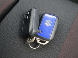 弊社でお車をご購入頂いたお客様は、一部車種を除いて【オイル交換永久無料】となっております。※詳細はスタッフまでお問合せ下さい。