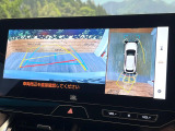 【パノラミックビューモニター】専用のカメラにより、上から見下ろしたような視点で360度クルマの周囲を確認することができます☆死角部分も確認しやすく、狭い場所での切り返しや駐車もスムーズに行えます。