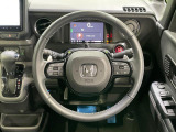 【純正革巻きステアリング】上質な革を使用することで、手にしっかり馴染みとても運転しやすいハンドルです♪