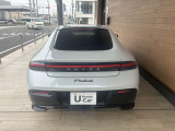 ボディーコーティング施工で、大事なお車のボディーを綺麗に長持ちさせることが出来ます。