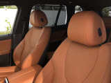 車両の詳細、ご質問につきましては、営業スタッフまでお気軽にご連絡下さいませ。遠方のお客様には実車の詳細動画送信も承ります。お問合せをお待ち致しております。