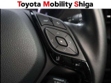 右側では、レーダークルーズコントロールなど運転支援系の操作が可能!