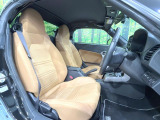 運転席シート廻りは使用感も少なく、良好な状態となっています。丁寧に使われていたことがよくわかりますね。