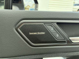 8スピーカープレミアムサウンドシステムHarman Kardonを装備。立体感のある豊かなサウンドを奏でます。