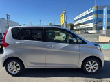 車両入庫時には外装磨きと内装クリーニングを実施しております。納車前にも実施いたしますので、綺麗に快適にお乗りいただけます。
