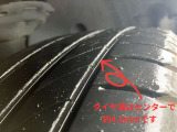 タイヤ溝はセンターで4.6mmです(新品約8mm)