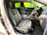 運転席シート廻りは使用感も少なく、良好な状態となっています。丁寧に使われていたことがよくわかりますね。