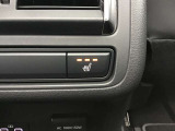 リアもシートヒーター付きで寒い朝もあったかです。