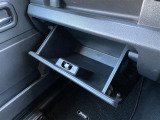当店のお車をご覧いただきましてありがとうございます。お車についてのご質問やお見積りのご依頼、ご購入にあたってのご相談などは無料電話(0078-6002-312860)にお気軽にお問い合わせ下さい!