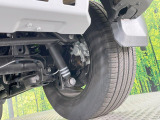 お車を安心してお乗りいただく為には、足回りの定期点検が欠かせません。サービスサポート(有償保証)では無料点検もご提供しており、安心のカーライフをお過ごしいただけるサポート体制が整っています。