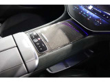 お気軽にお問い合わせください。Tel:075-325-0440 Mobile:070-2313-8676  中古車担当:時女まで