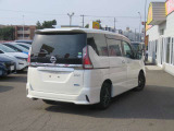 セレナ 2.0 ハイウェイスター 4WD 