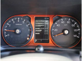 自社工場を3拠点完備しております。重整備やカスタムを始め、ご購入後のお車のメンテナンスも弊社にお任せください。