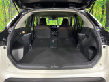 普段のお買い物や通勤、送迎等に十分な荷室スペースを確保しております。セカンドシートを倒すと、大きな荷物の積載も可能です♪