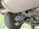 お車を安心してお乗りいただく為には、足回りの定期点検が欠かせません。サービスサポート(有償保証)では無料点検もご提供しており、安心のカーライフをお過ごしいただけるサポート体制が整っています。