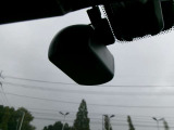純正前後ドライブレコーダーが付いておりますので、万が一の事故の際に役立ちます。