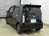 納車時には安全かつ安心してお乗り頂けるようホンダ専門知識を持つ整備スタッフが点検・整備・装備も説明をしてお渡ししております。