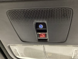 Honda CONNECTサービス対応車です。Honda CONNECT用緊急通報ボタン/トラブルサポートボタンが付いています。