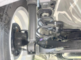 お車を安心してお乗りいただく為には、足回りの定期点検が欠かせません。サービスサポート(有償保証)では無料点検もご提供しており、安心のカーライフをお過ごしいただけるサポート体制が整っています。
